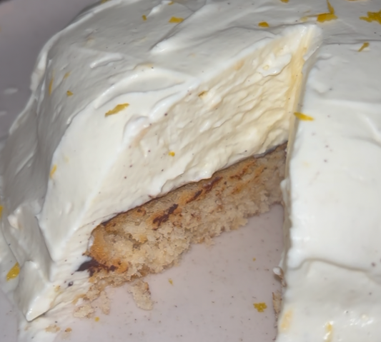 Cheesecake med citron og mazarinbund på 10 minutter